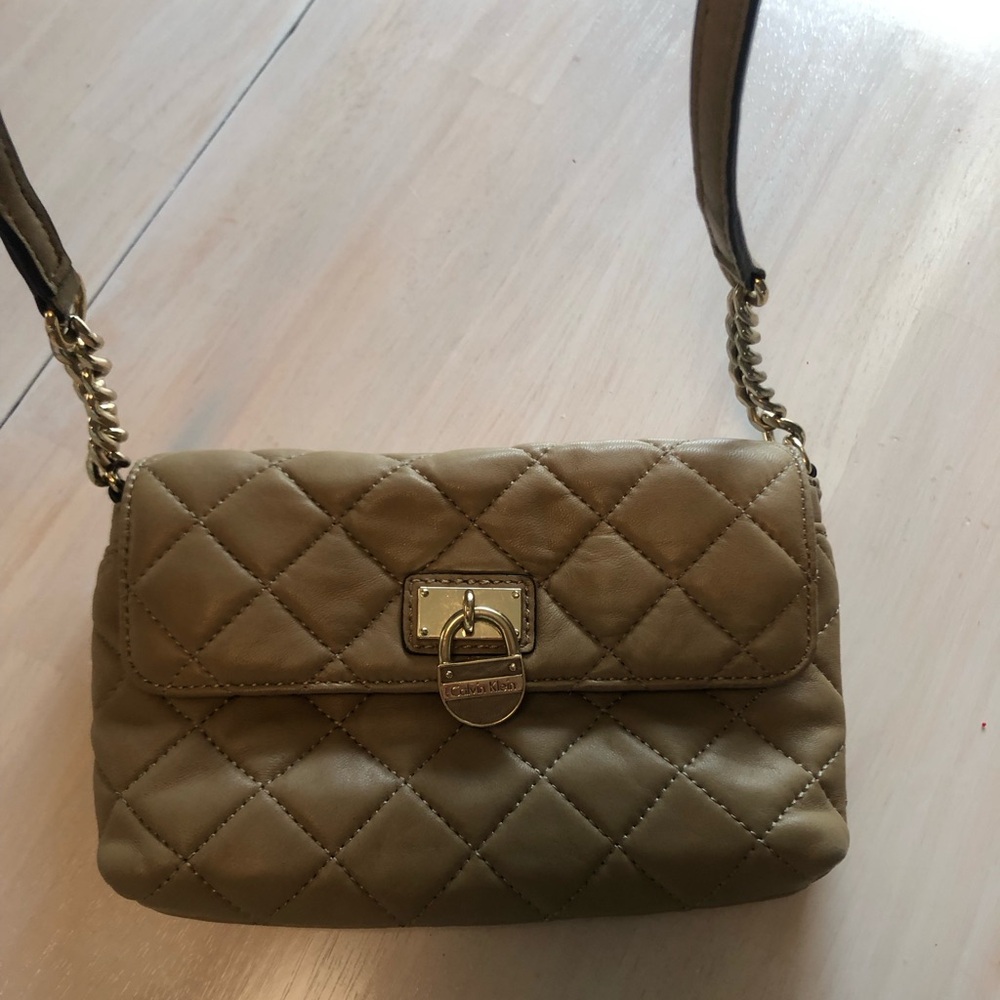 Calvin Klein quilted crossbody/shoulder bag